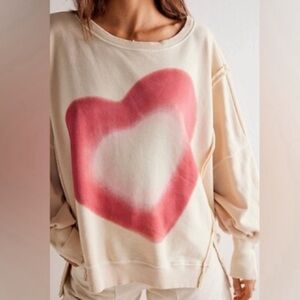 NWT We The Free Graphic Heart Camden